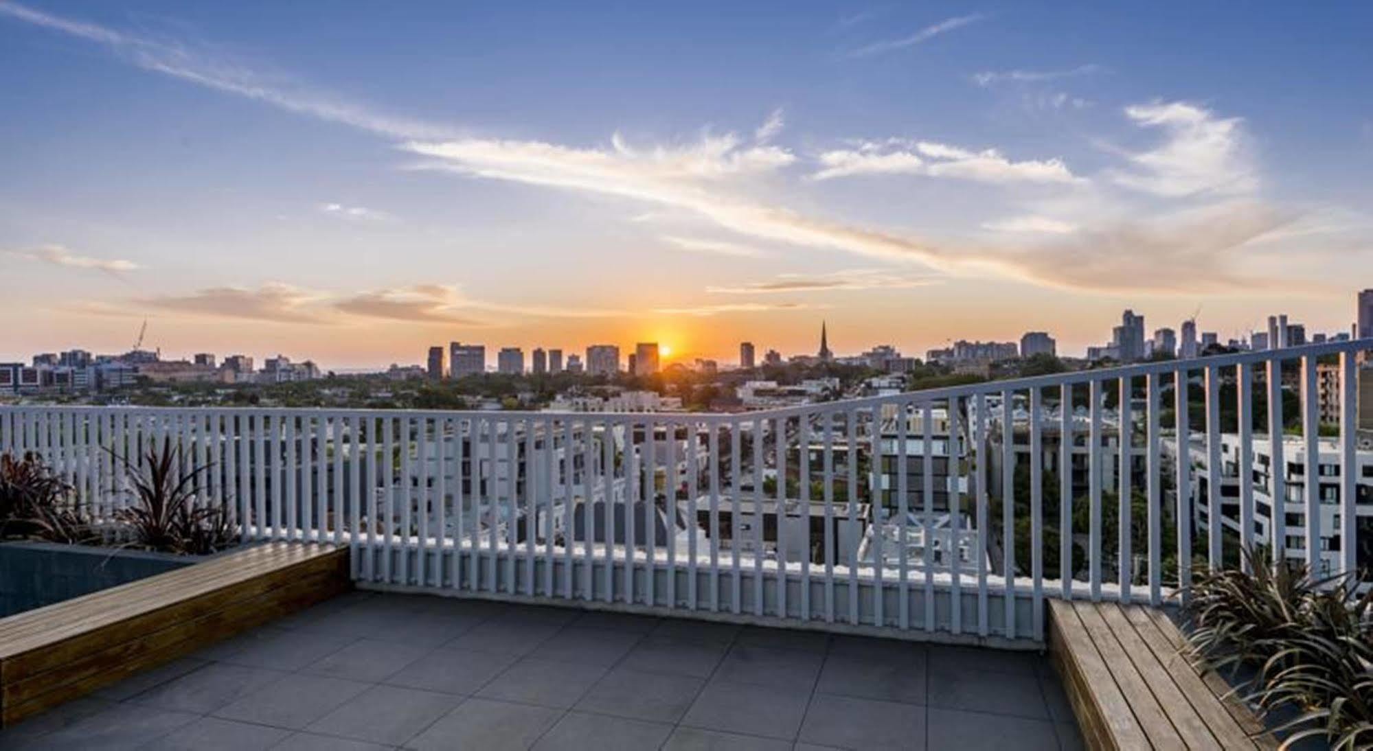 Oaks Melbourne South Yarra Suites Exterior foto